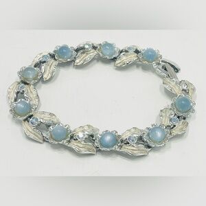Vintage Judy Lee Blue Moonglow Flower Bracelet 7” Aurora Borealis Rhinestones AB